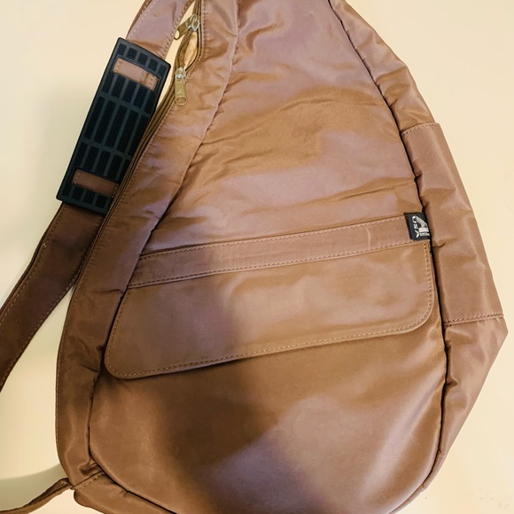 Ameribag Handbags - AmeriBag Classic Heathy Back Bag